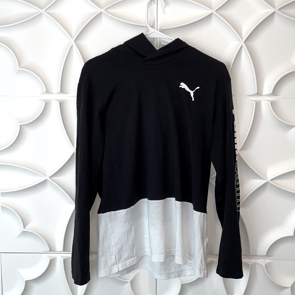 Puma hooded long sleeve top size S